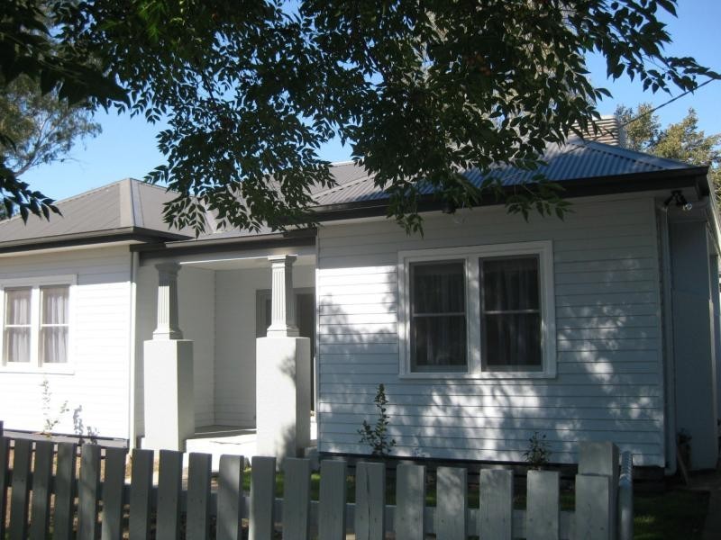 1 Ackerly Avenue, Benalla VIC 3672