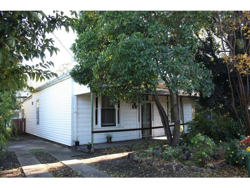 9 Railway Place, Benalla VIC 3672