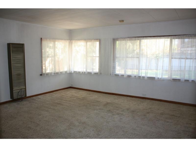 9 Railway Place, Benalla VIC 3672