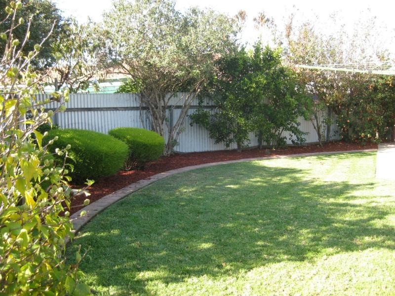 2 Bourke Drive, Benalla VIC 3672