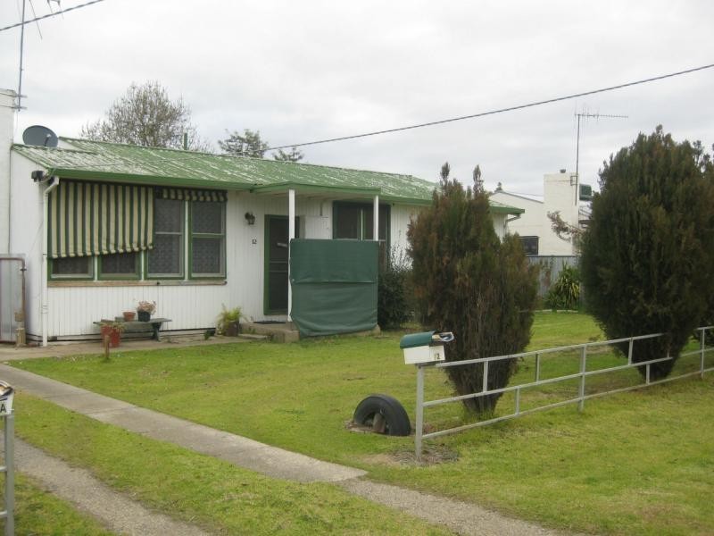 12 Ryan Street, Benalla VIC 3672