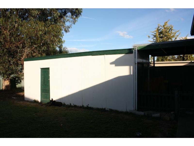 35 Clarke Street, Benalla VIC 3672