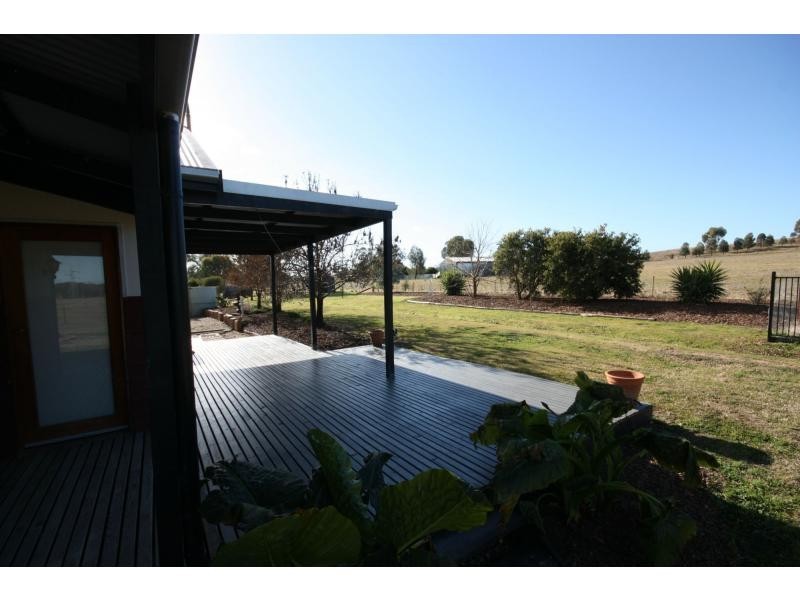 18 Farnley Road, Benalla VIC 3672