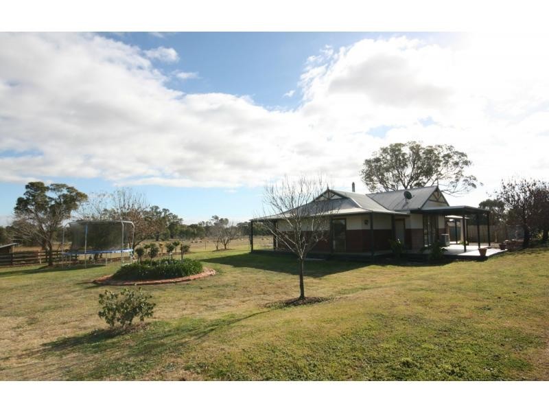 18 Farnley Road, Benalla VIC 3672