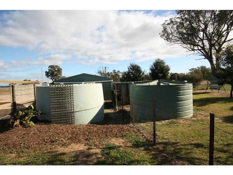 18 Farnley Road, Benalla VIC 3672