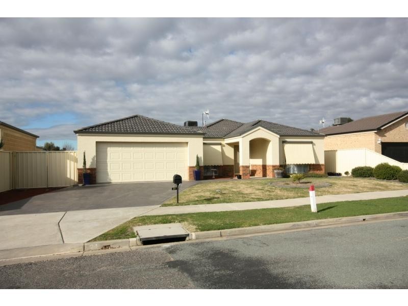 21 Monash Drive, Benalla VIC 3672