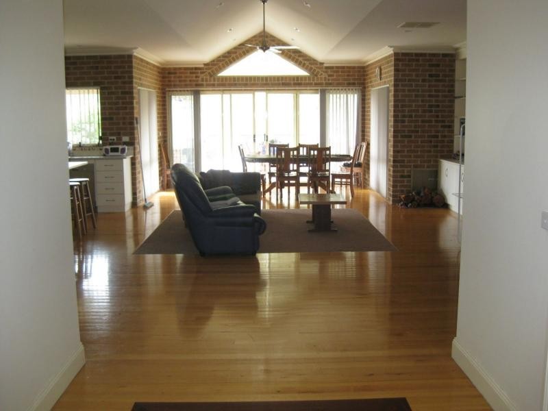 37 Olivers Road, Benalla VIC 3672