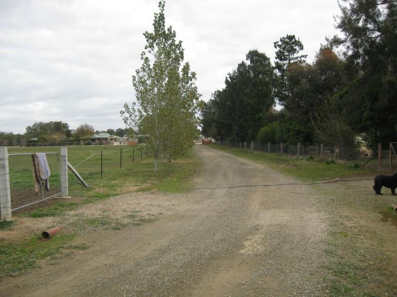 37 Olivers Road, Benalla VIC 3672