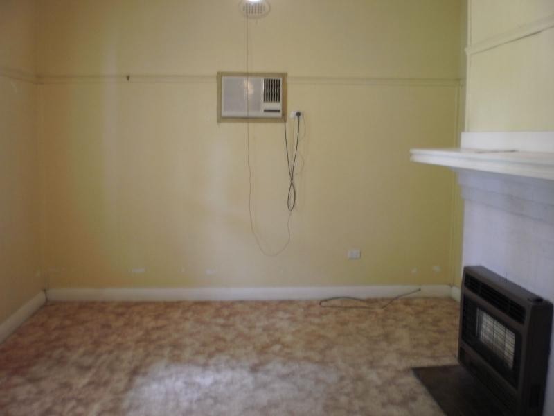 9 Deas Street, Benalla VIC 3672