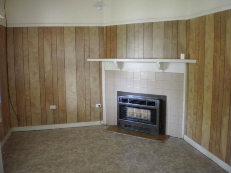 9 Deas Street, Benalla VIC 3672