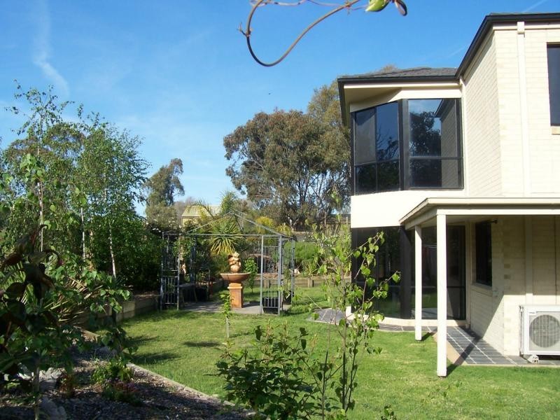 130 Old Hume Highway, Glenrowan VIC 3675