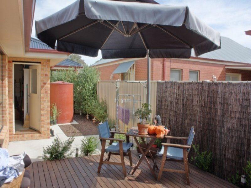 1/4 Herons Court, Benalla VIC 3672