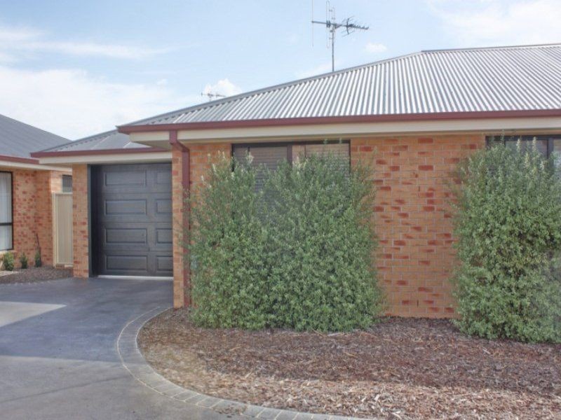 1/4 Herons Court, Benalla VIC 3672