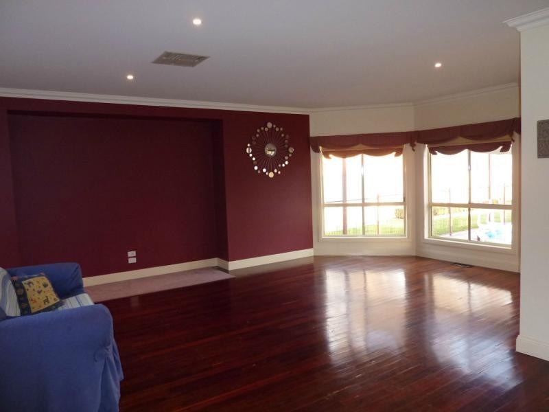 18 Rivergum Avenue, Benalla VIC 3672