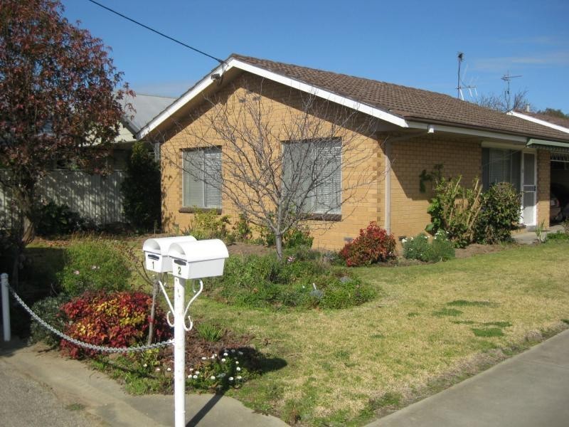 1/2 Coster Street, Benalla VIC 3672