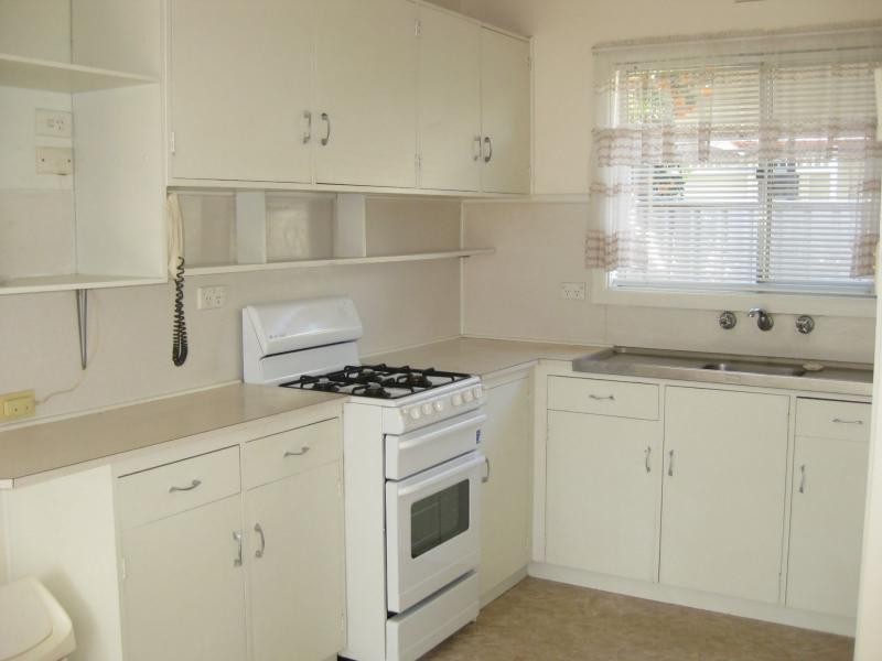 1/2 Coster Street, Benalla VIC 3672