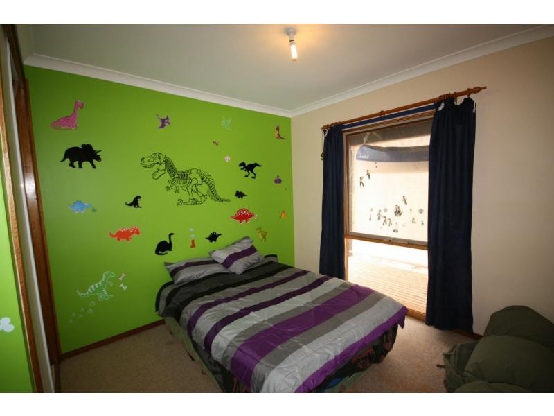 18 Farnley Road, Benalla VIC 3672