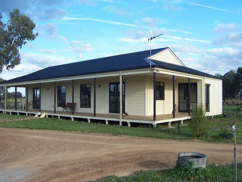 48 Murrays Road, Benalla VIC 3672