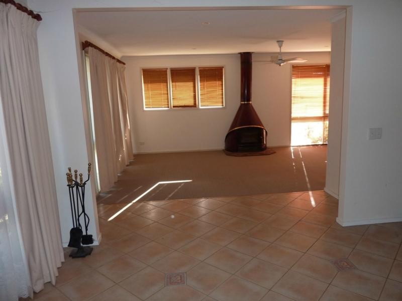 13 Oak Avenue, Benalla VIC 3672