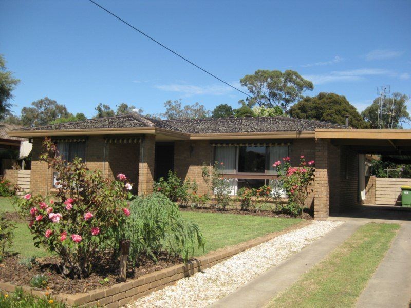 52 Monds Avenue, Benalla VIC 3672