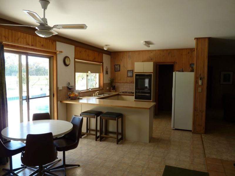 75 Porters Road, Benalla VIC 3672