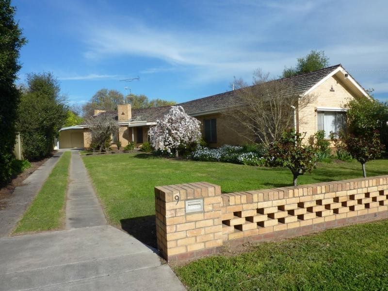 9 Harrison Avenue, Benalla VIC 3672