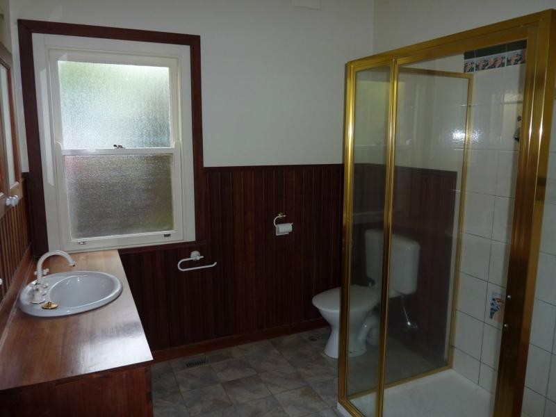 9 Harrison Avenue, Benalla VIC 3672