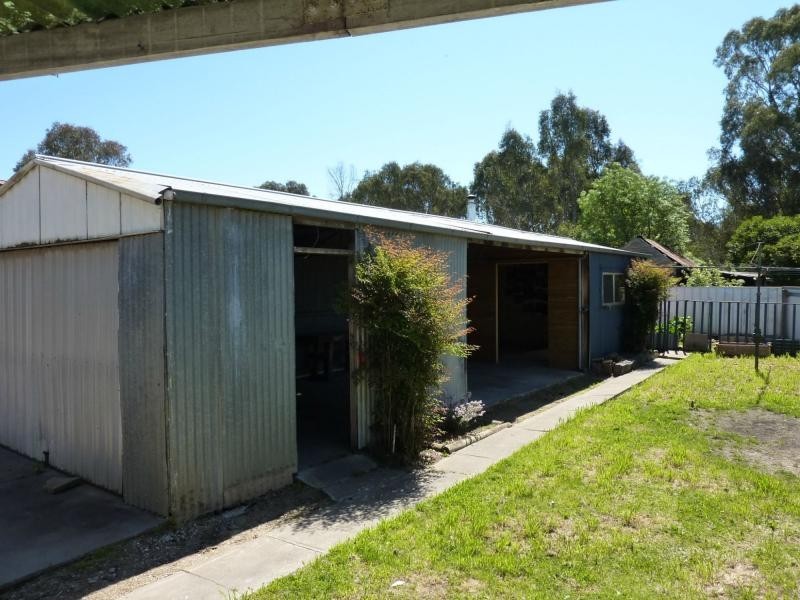 4 Harold Street, Benalla VIC 3672