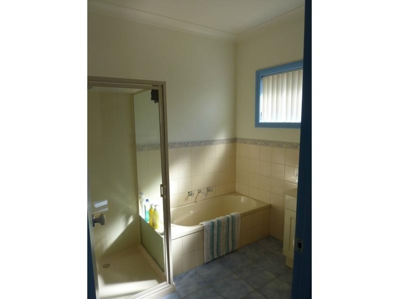 9 Stacey Street, Benalla VIC 3672