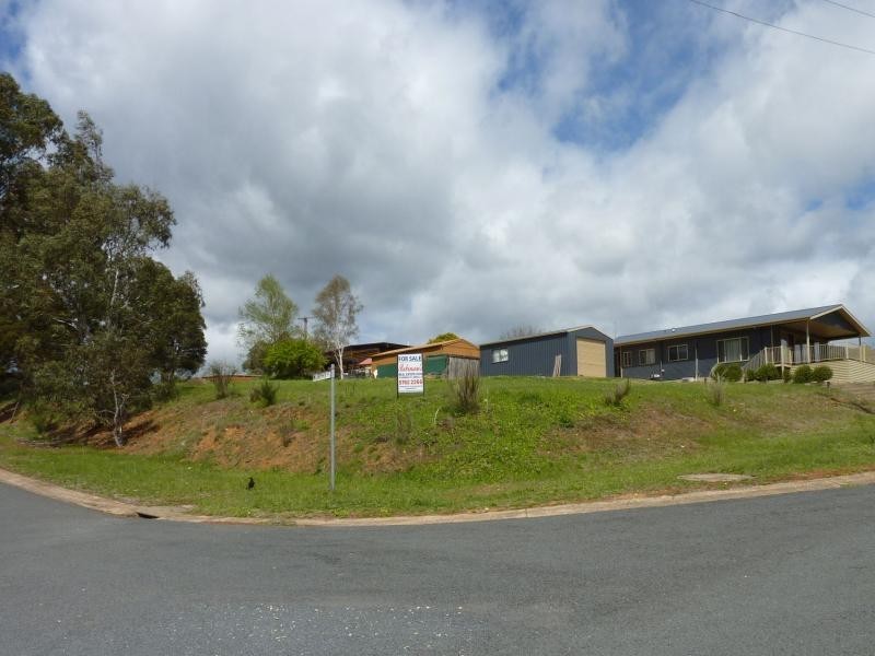 1 Scales Street, Dartmouth VIC 3701