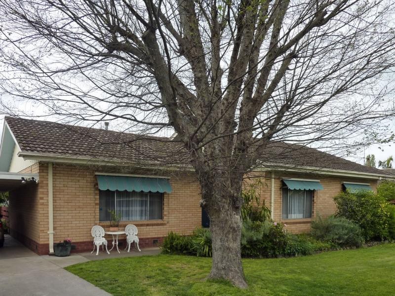 5 Munro Avenue, Benalla VIC 3672