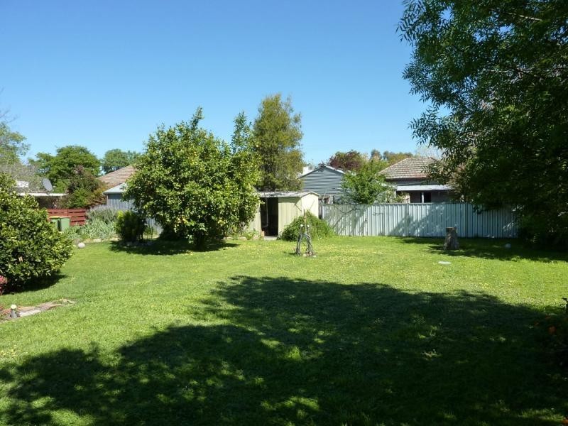 5 Munro Avenue, Benalla VIC 3672