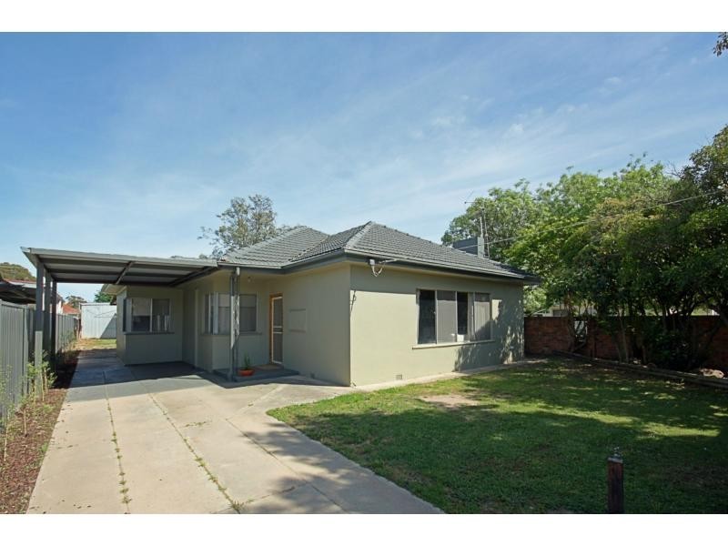 8 Salisbury Street, Benalla VIC 3672