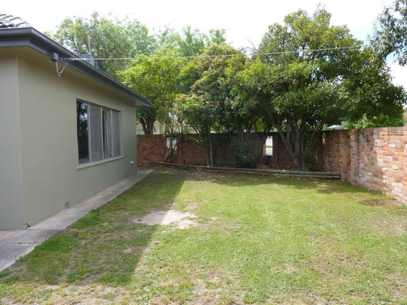 8 Salisbury Street, Benalla VIC 3672