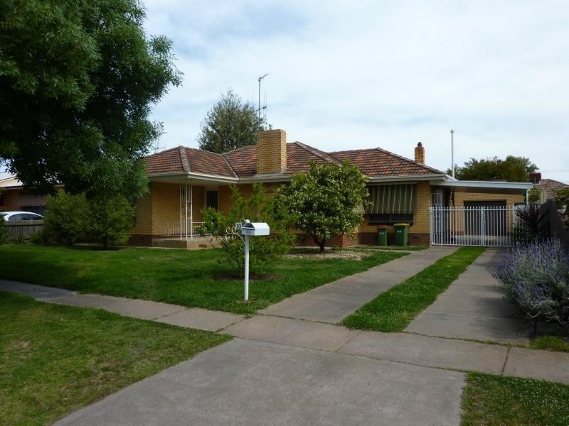 10 Dawn Street, Benalla VIC 3672