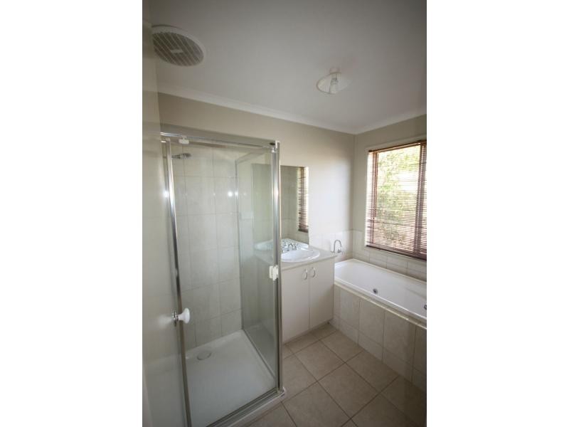 28 Kilfeera Road, Benalla VIC 3672