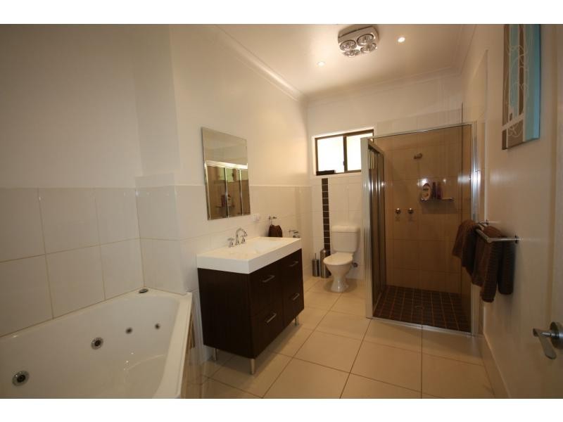 13 Goulding Close, Benalla VIC 3672