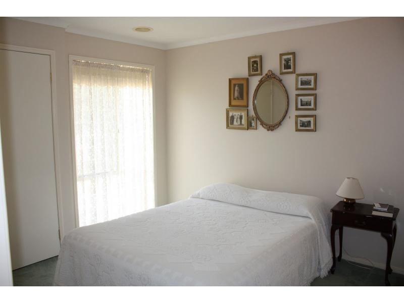 22 Glenfern Court, Benalla VIC 3672