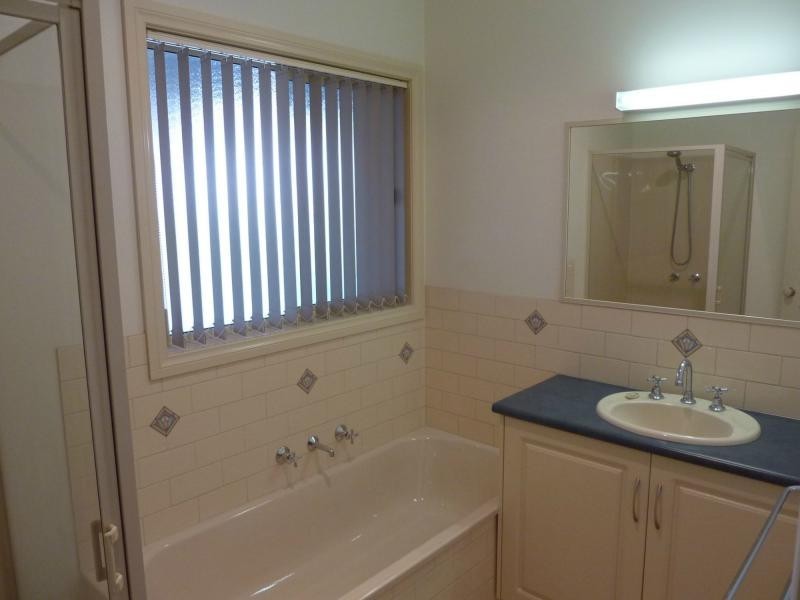 5 Monash Drive, Benalla VIC 3672