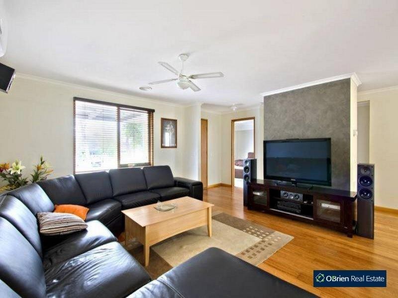 3 Lauder Place, Berwick VIC 3806