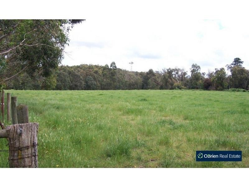75 Fogarty Road, Tynong North VIC 3813