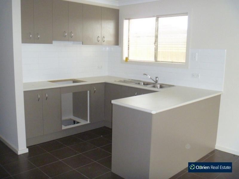 3 Rahni Way, Narre Warren VIC 3805