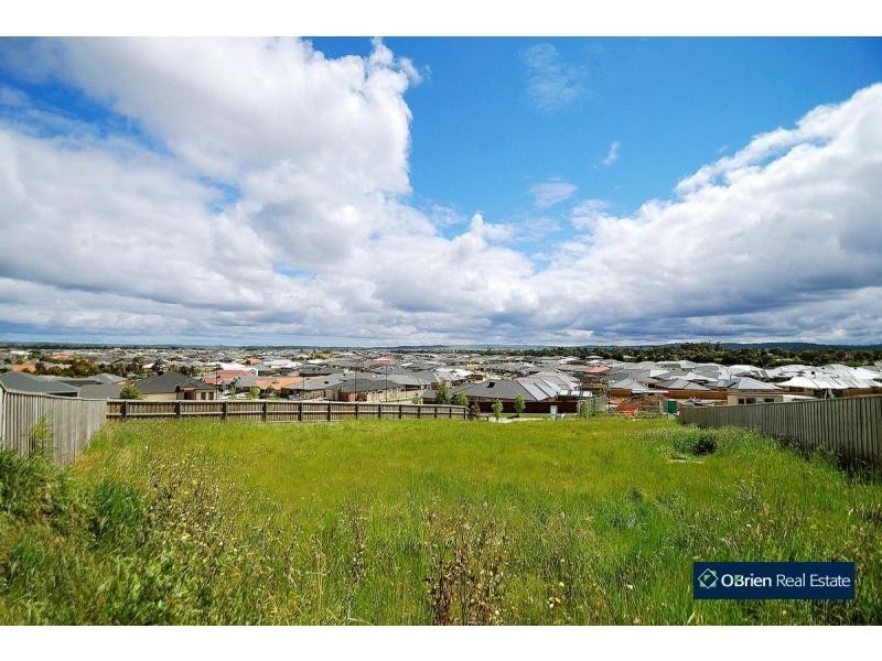 Lot 697 Arthur Phillip Drive, Pakenham VIC 3810