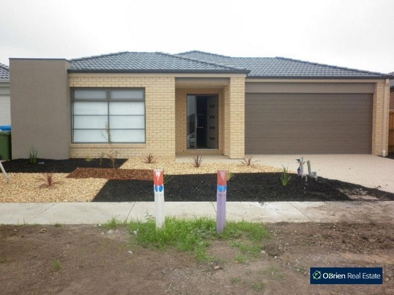 13 Windmill Circuit, Lyndhurst VIC 3975