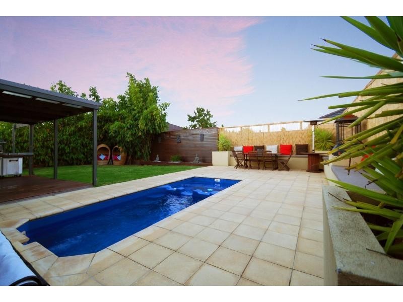 22 Ganaway Drive, Berwick VIC 3806