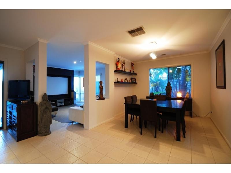 22 Ganaway Drive, Berwick VIC 3806