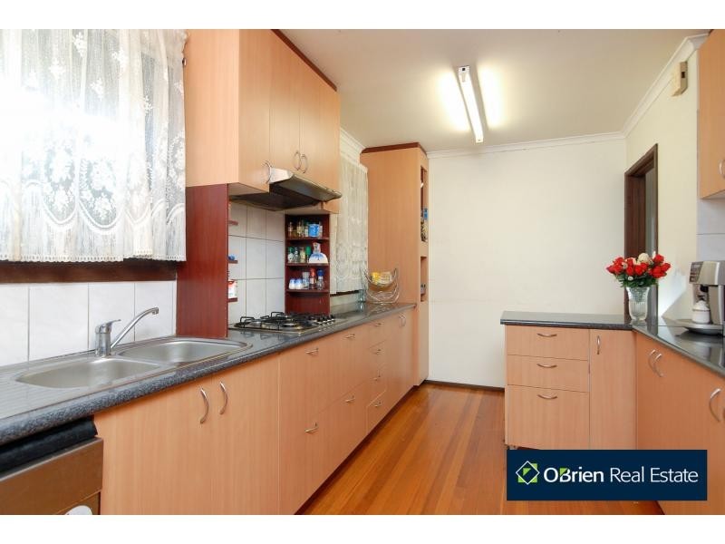 49 Sweeney Drive, Narre Warren VIC 3805