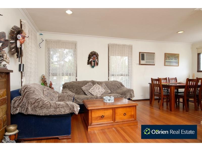 49 Sweeney Drive, Narre Warren VIC 3805