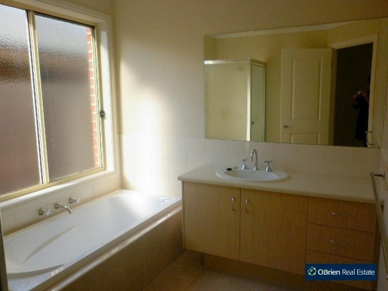 46 Brunt Road, Beaconsfield VIC 3807