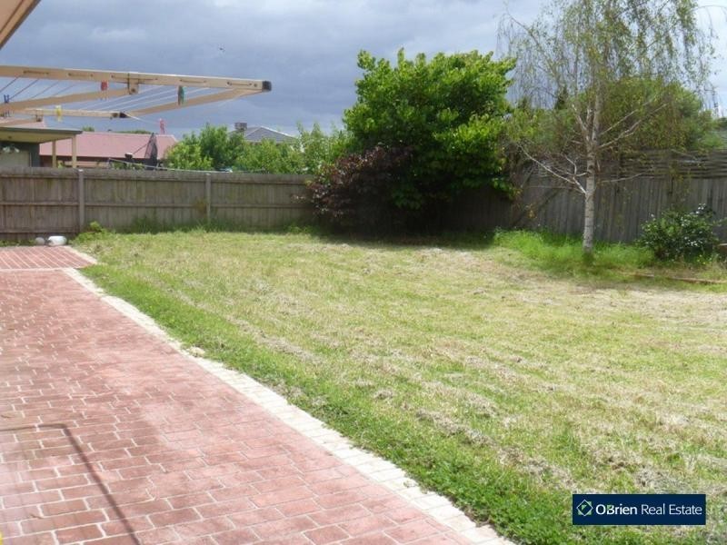 10 Tangerine Drive, Narre Warren South VIC 3805